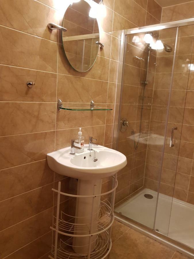 Ethan House Holiday Suites Killarney Eksteriør billede
