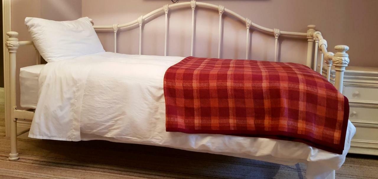 Ethan House Holiday Suites Killarney Eksteriør billede