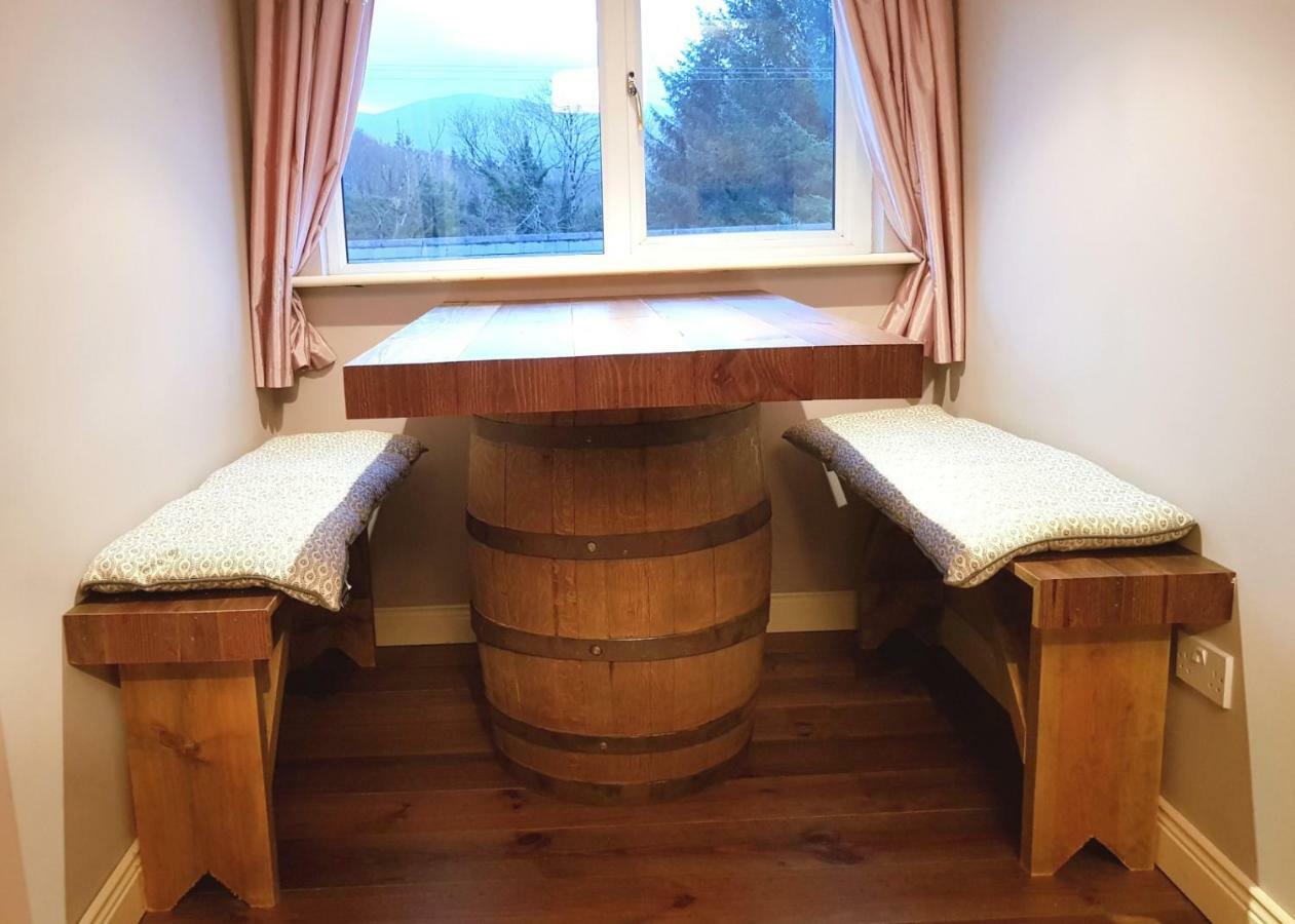 Ethan House Holiday Suites Killarney Eksteriør billede